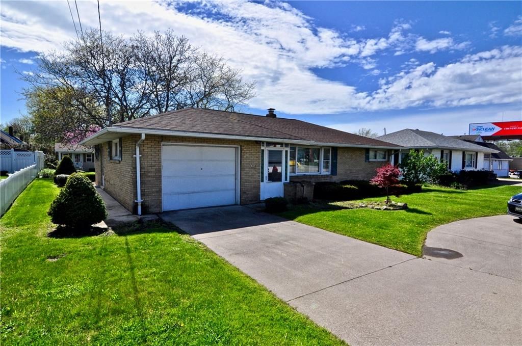 2318 Peninsula Dr, Erie, PA 16506 Trulia