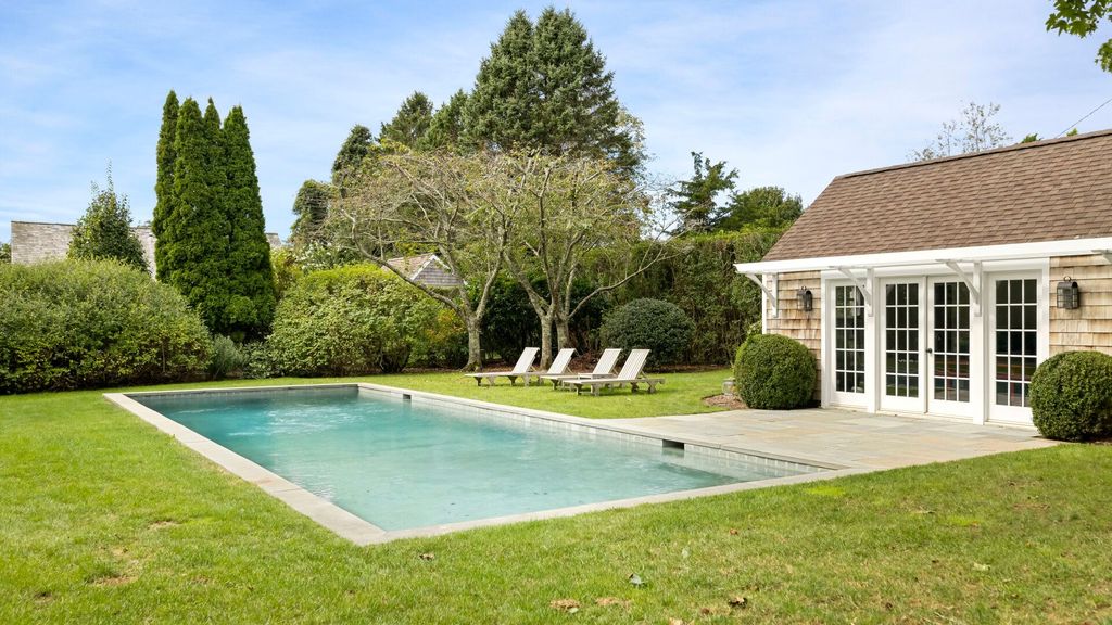 Address Not Disclosed, Wainscott, NY 11975