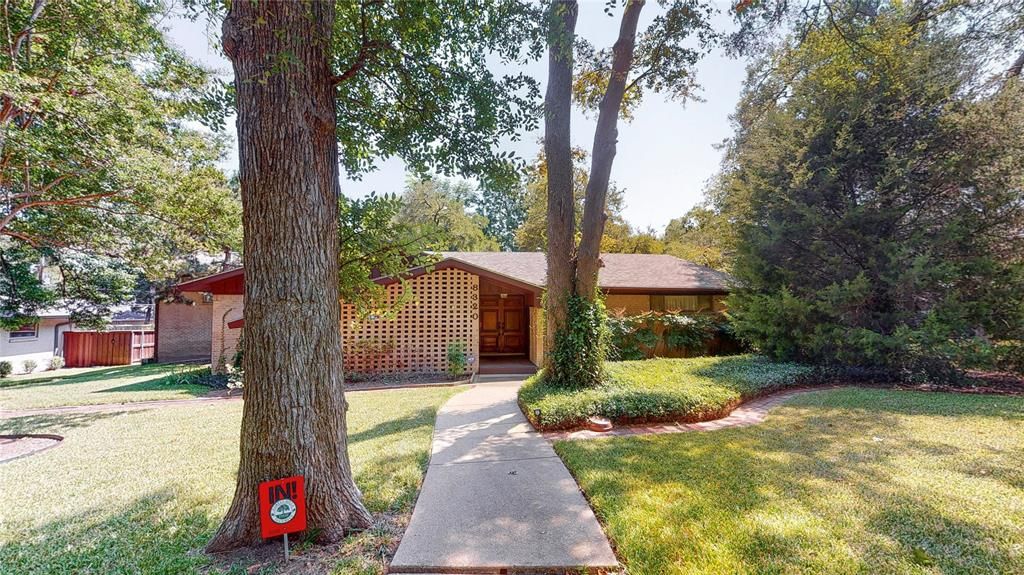 8320 San Leandro Dr, Dallas, TX 75218
