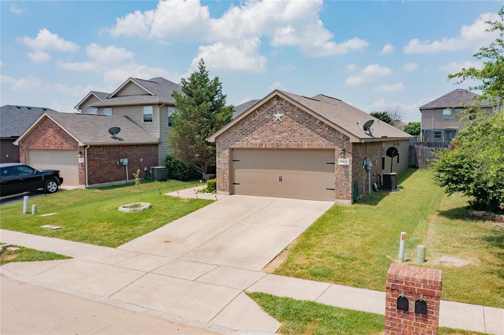 14213 Bay Mare Way, Haslet, TX 76052