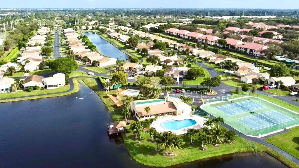 5254 Mirror Lakes Blvd, Boynton Beach, FL 33472 MLS RX10963037 Trulia