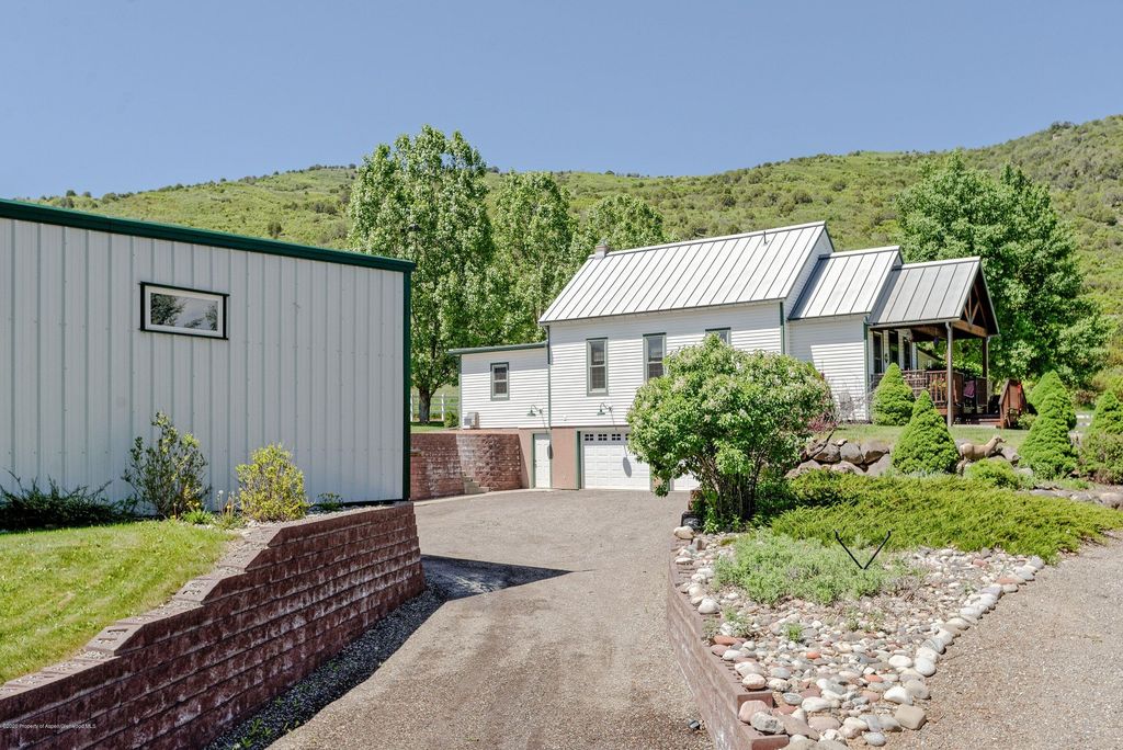 3125-312 County Rd, New Castle, CO 81647