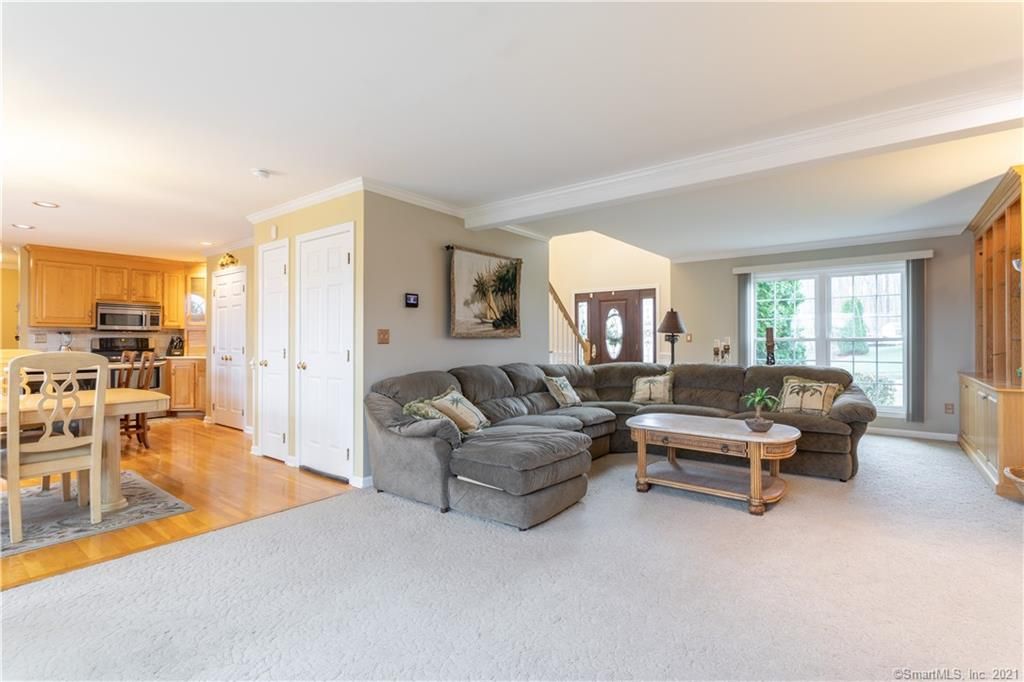 13 Commodore Hull Dr, Derby, CT 3 Bed, 4 Bath 40 Photos Trulia