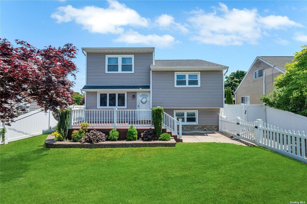 5 East Drive, Copiague, NY 11726 MLS 3555028 Trulia