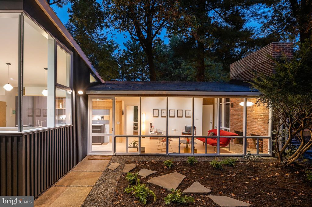 3307 Pendleton Dr, Silver Spring, MD 20902