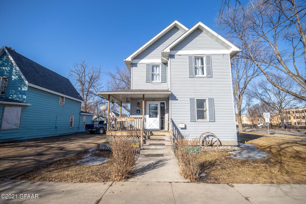 402 Cherry St, Grand Forks, ND 58201 Trulia