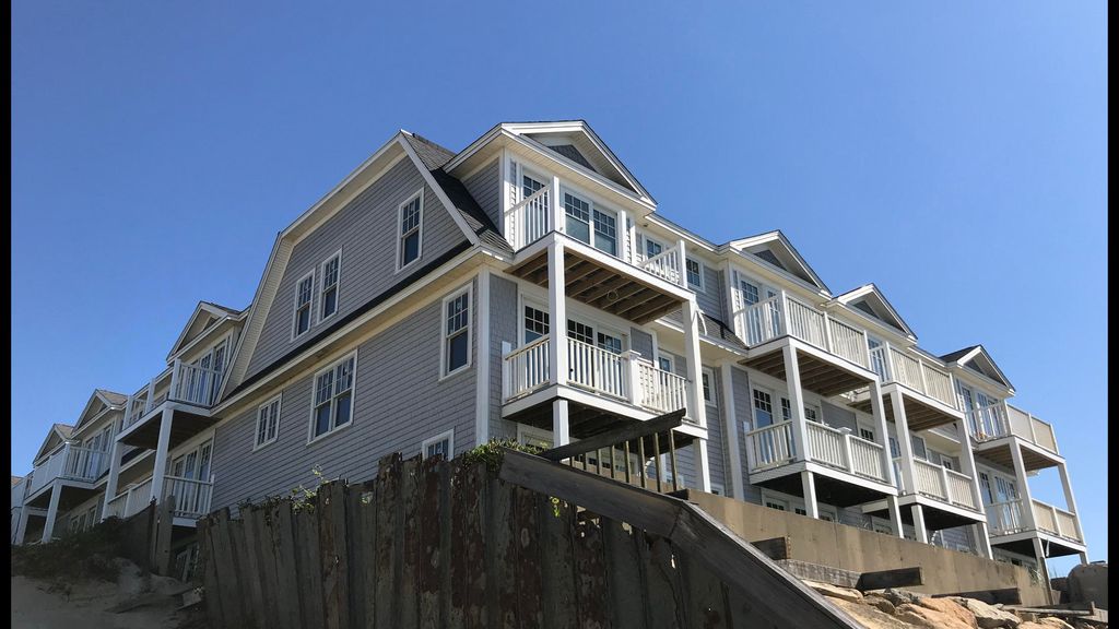 9 Chase Ave #4, Dennis Pt, MA 02639