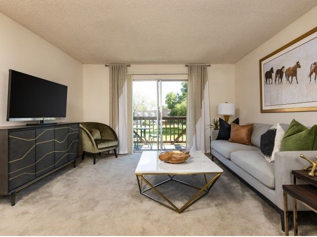 2470 S Quebec St, Denver, CO 80231