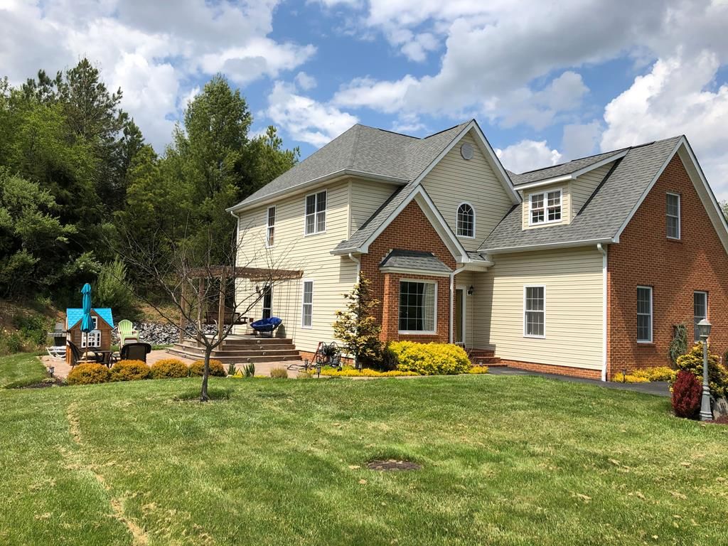 111 Javed Ln, Pounding Mill, VA 24637 Trulia