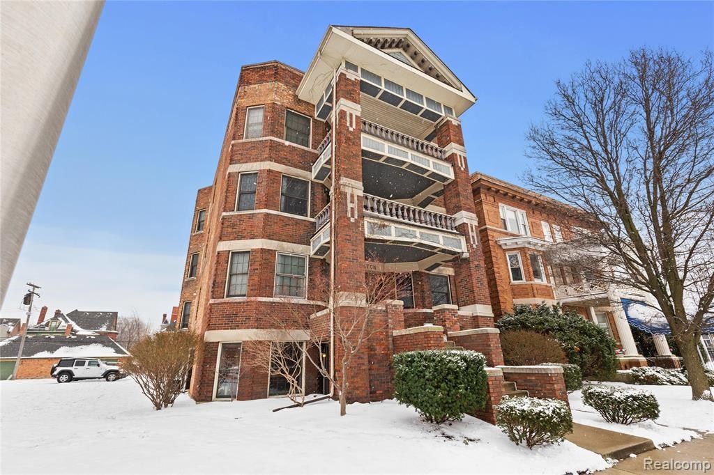 242 E Palmer St #3, Detroit, MI 48202