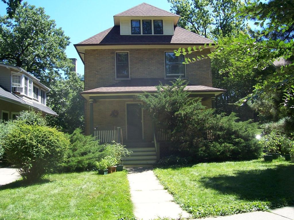 1125 Oak Ave #2, Evanston, IL 60202