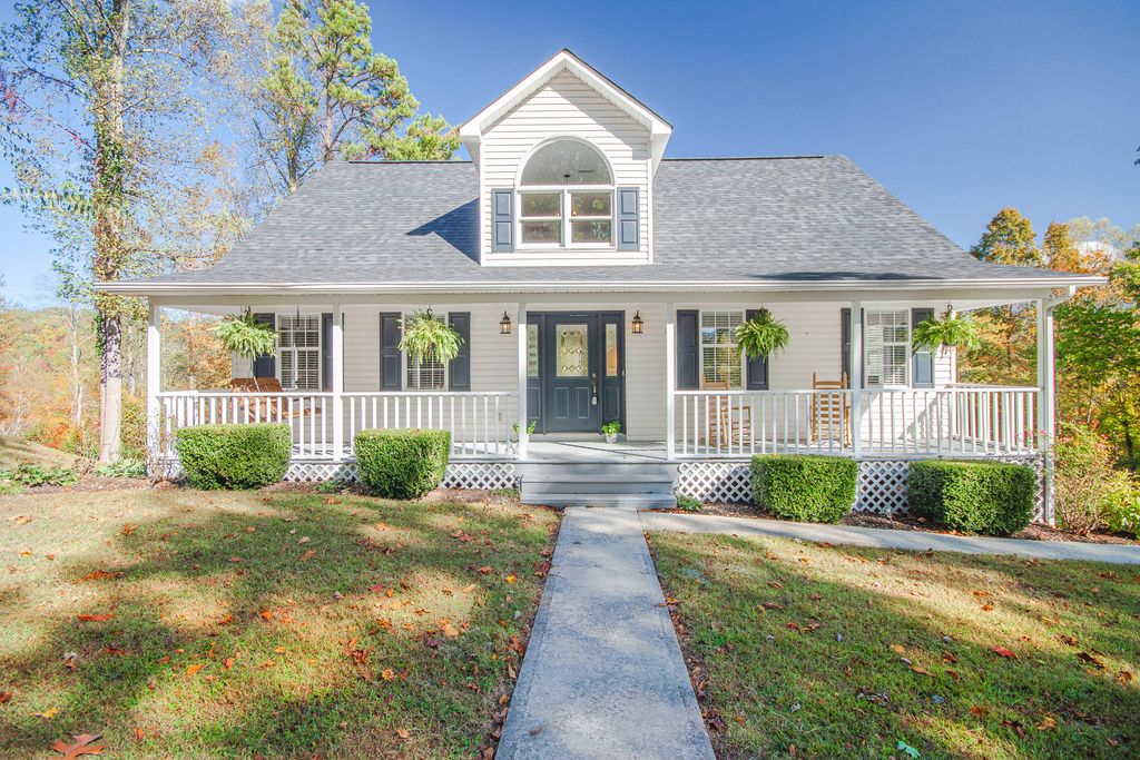 112 Lauer Ln, Caryville, TN 3 Bed, 3 Bath SingleFamily Home 30