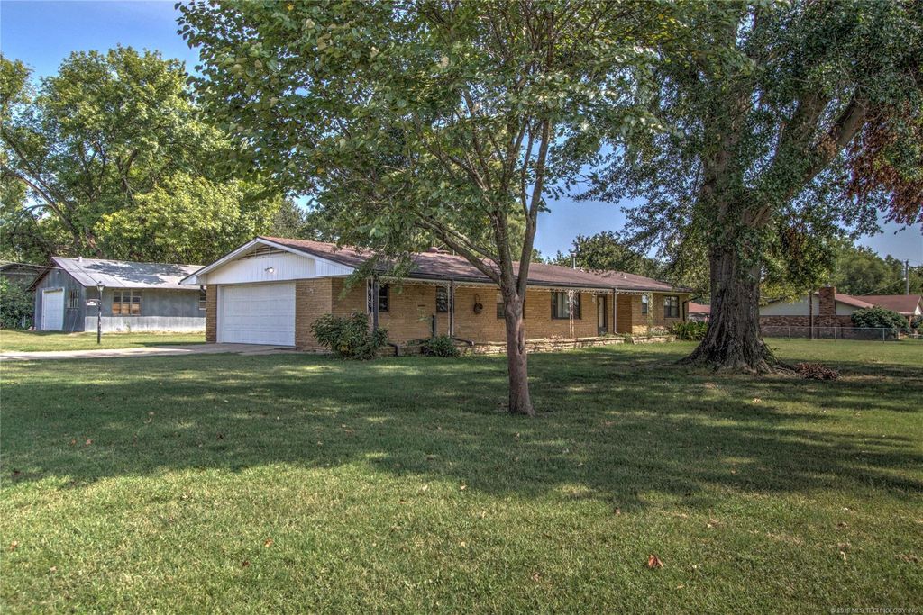 15998 N Skyline Dr, Okmulgee, OK 74447 Trulia
