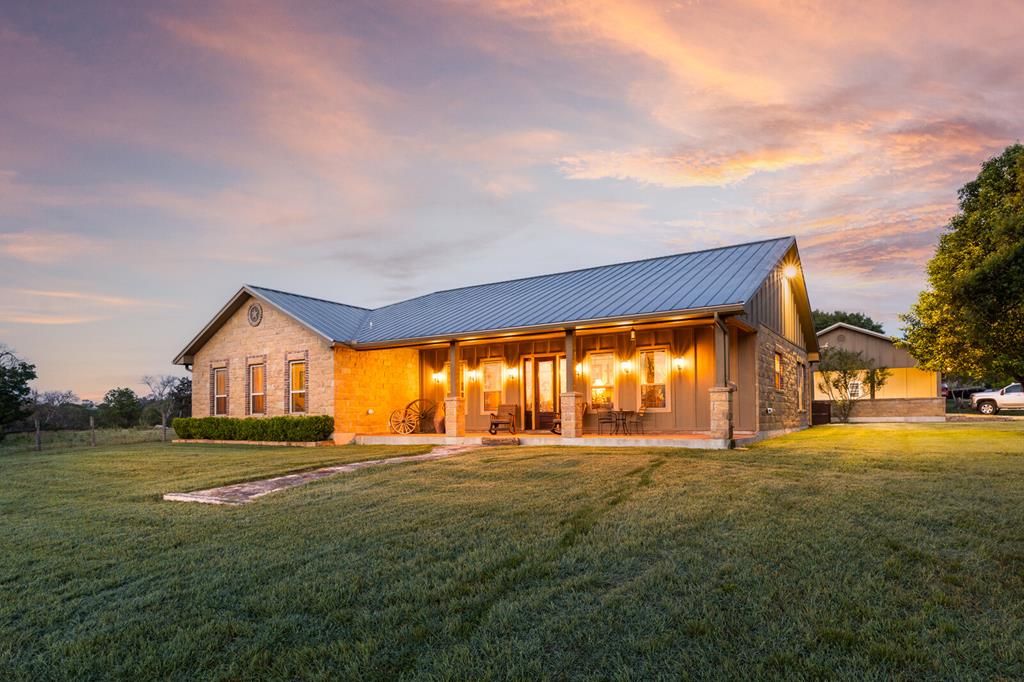 600 Bluff Creek Rd, Center Point, TX 78010 Trulia