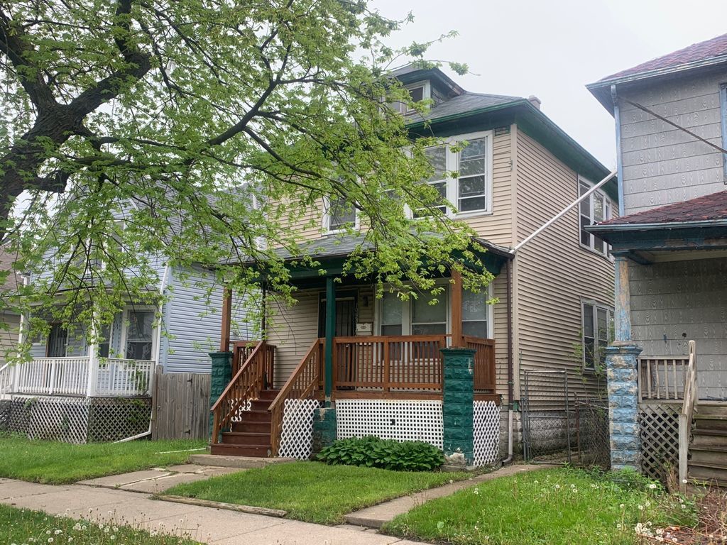 10531 S La Salle St, Chicago, IL 60628
