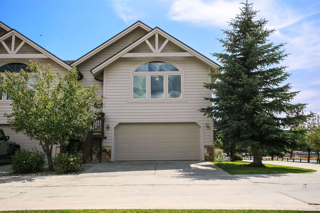 1135 Park Ave #204, Pagosa Springs, CO 81147