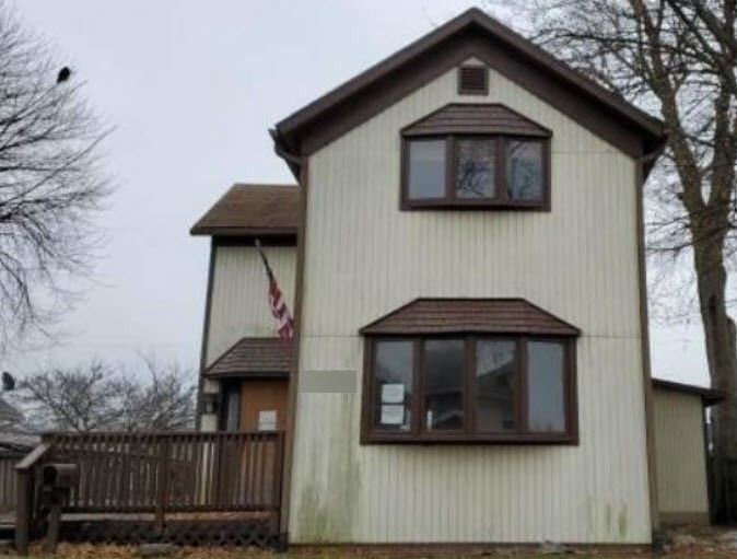 1038 Forest Ave, Fort Wayne, IN 46805