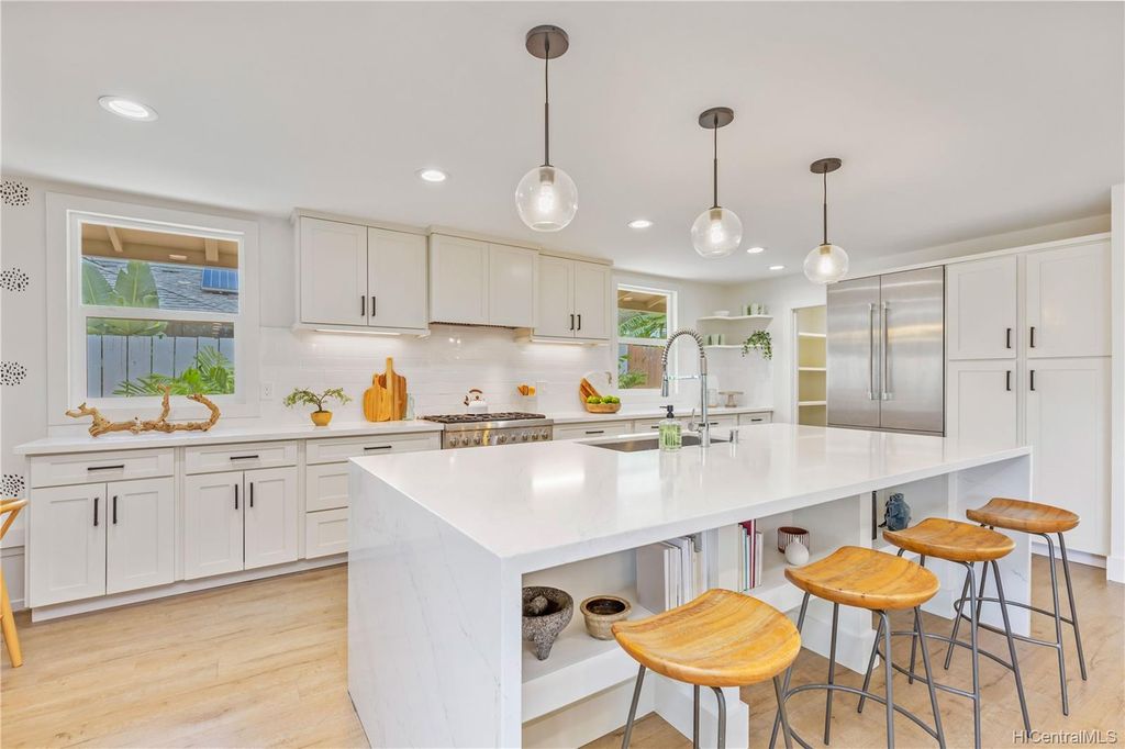 5538 Pia St, Honolulu, HI 96821
