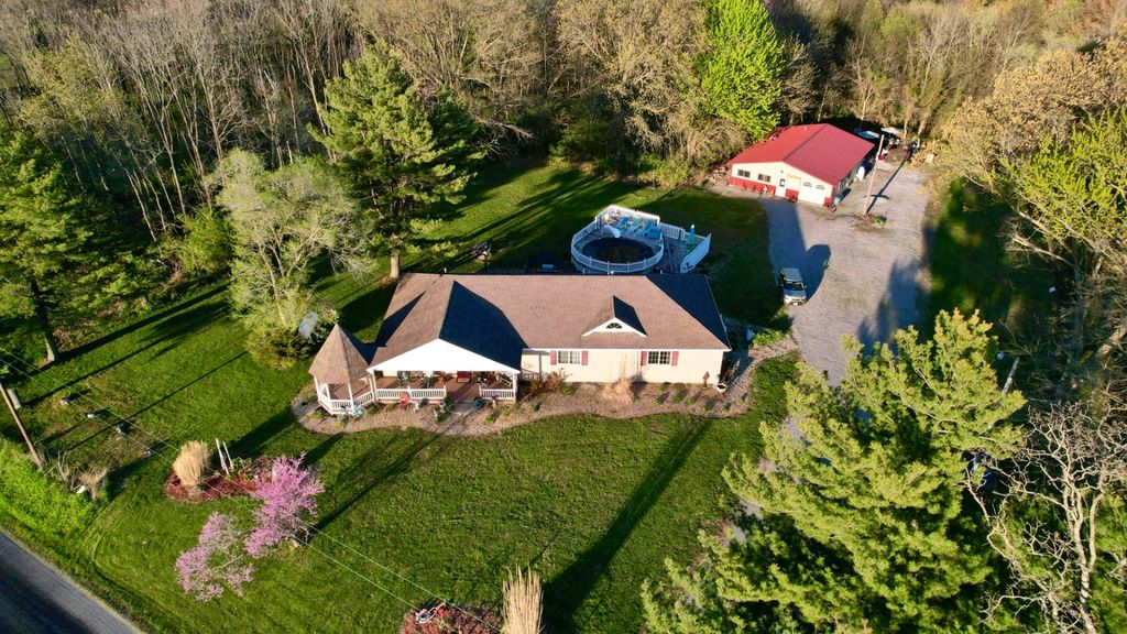 1718 County Road 1400 E, Cisne, IL 62823 Trulia
