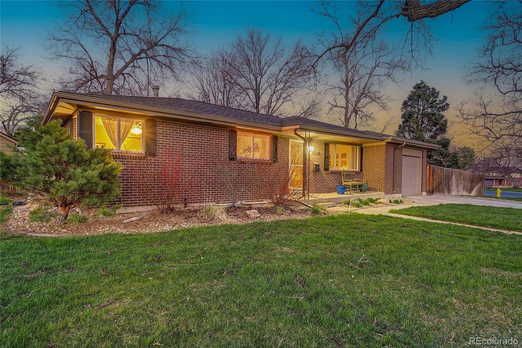 5834 Swadley Court, Arvada, CO 80004