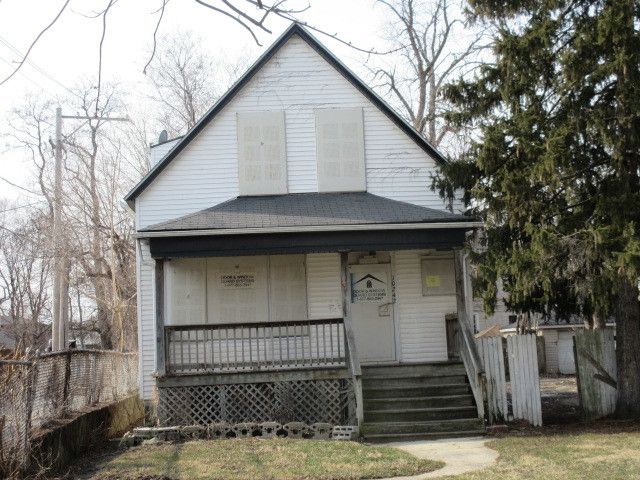 10242 S Normal Ave, Chicago, IL 60628