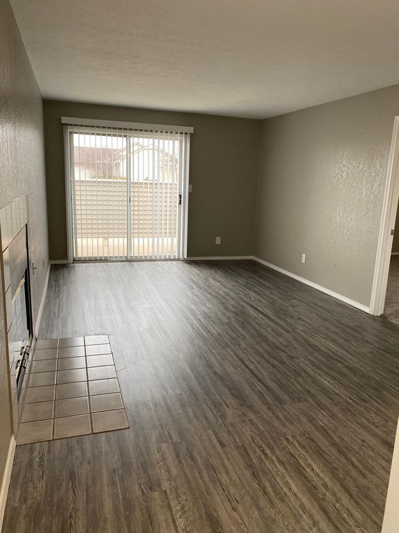 Willow Creek Apartments Hutchinson, KS Trulia