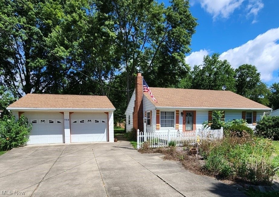 753 W Nimisila Rd, New Franklin, OH 44319 Trulia