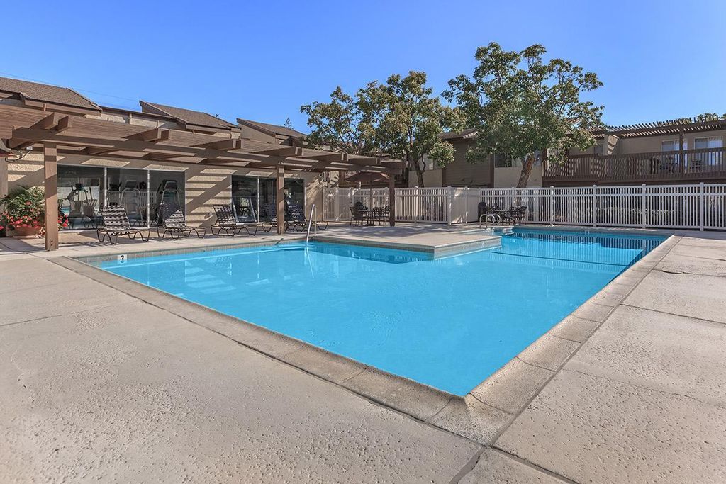 1265 N Chrisden St, Anaheim, CA 92807