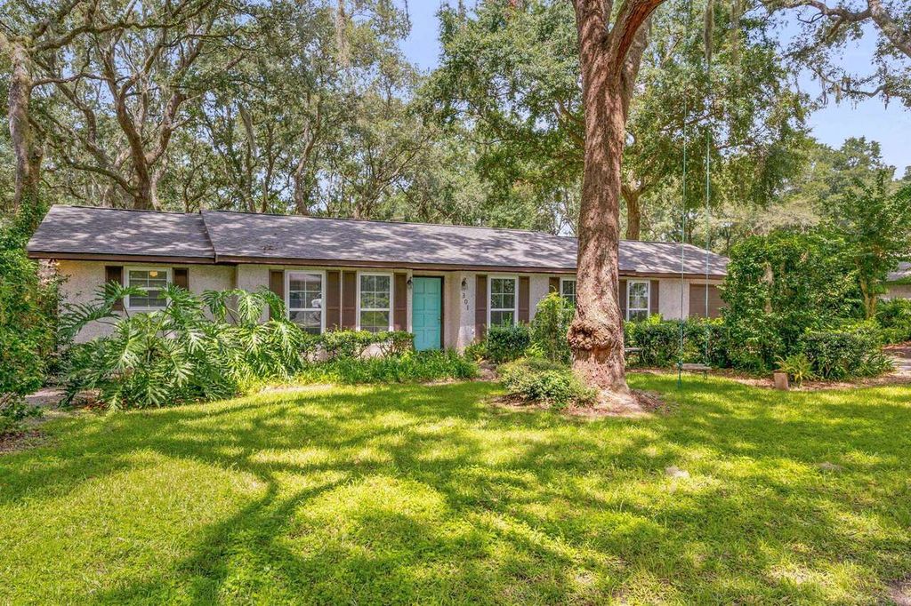 301 Durden St, Saint Marys, GA 31558