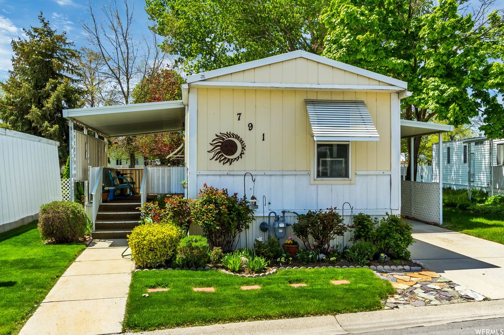 791 Monte Azul St, Salt Lake City, UT 84123