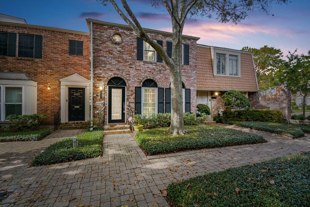 6427 Burgoyne Rd 14, Houston, TX 77057 Condo for Sale MLS 64670888