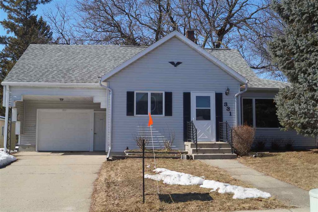 331 S Main St, Juneau, WI 53039 Trulia