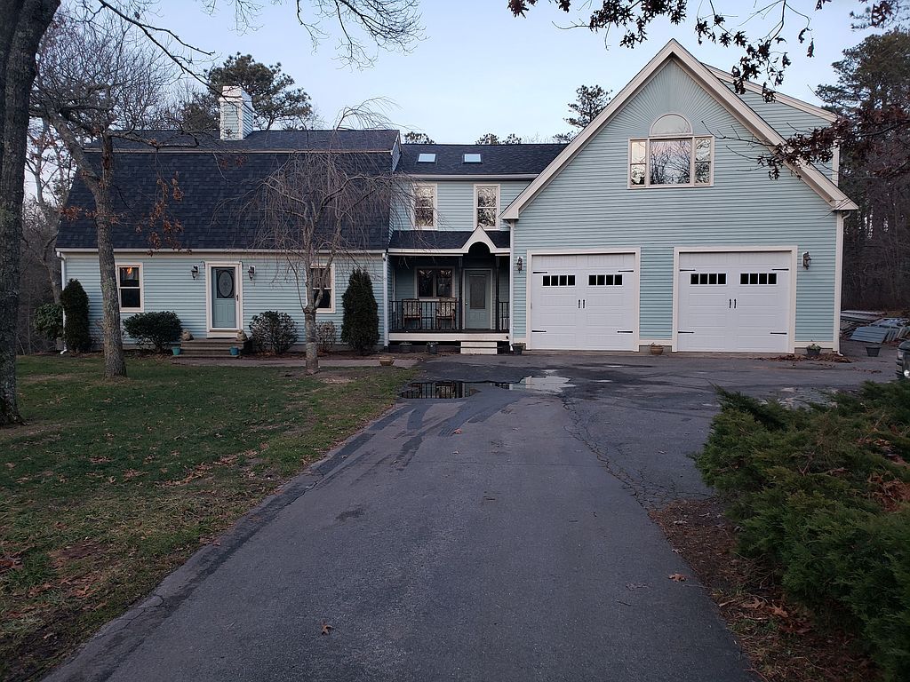 73 Bournehurst Dr, Plymouth, MA 02360