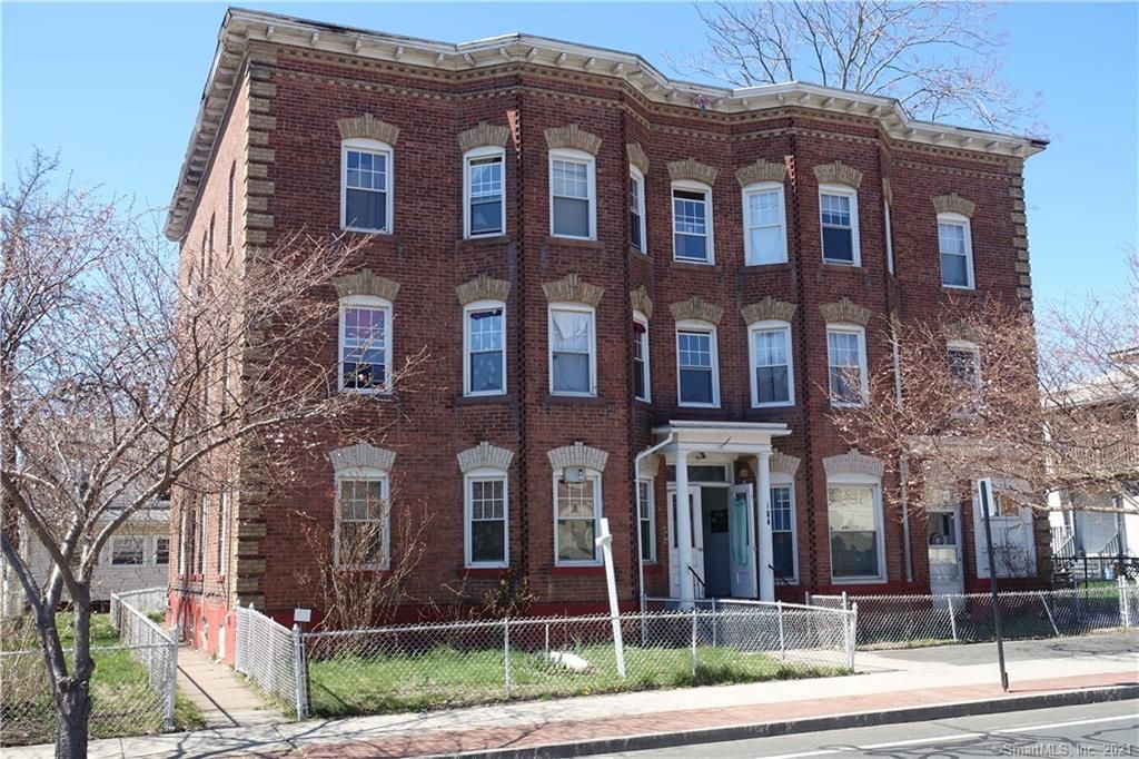 184 Washington St, New Britain, CT 06051