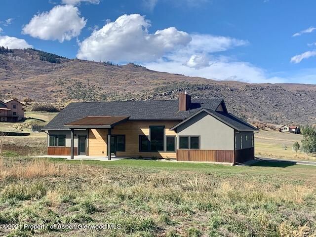 125 High Point Dr, Glenwood Springs, CO 81601