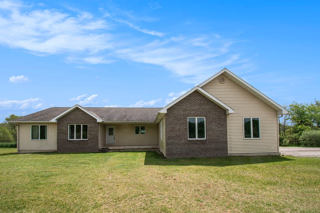 1409 Gilletts Lake Rd, Jackson, MI 49201 Trulia