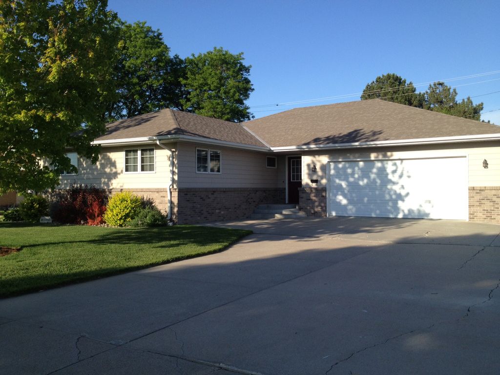 1606 Lincoln Ave, Cozad, NE 69130 Trulia