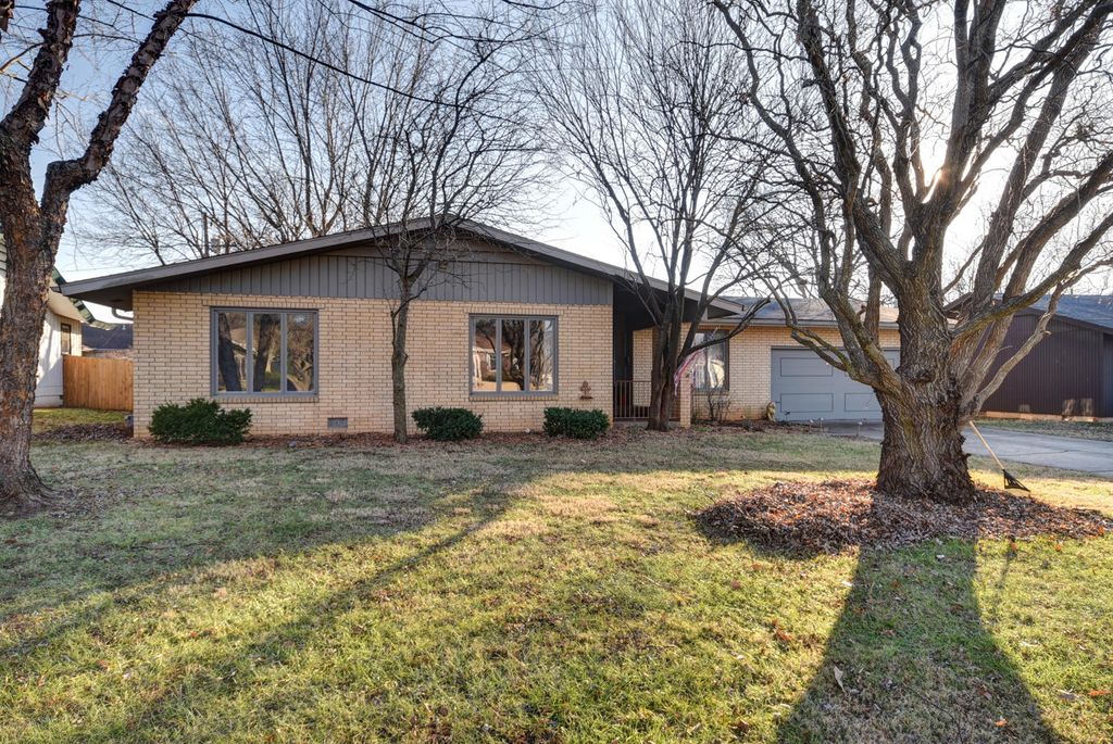 2222 E Meadow Dr, Springfield, MO 65804 Trulia