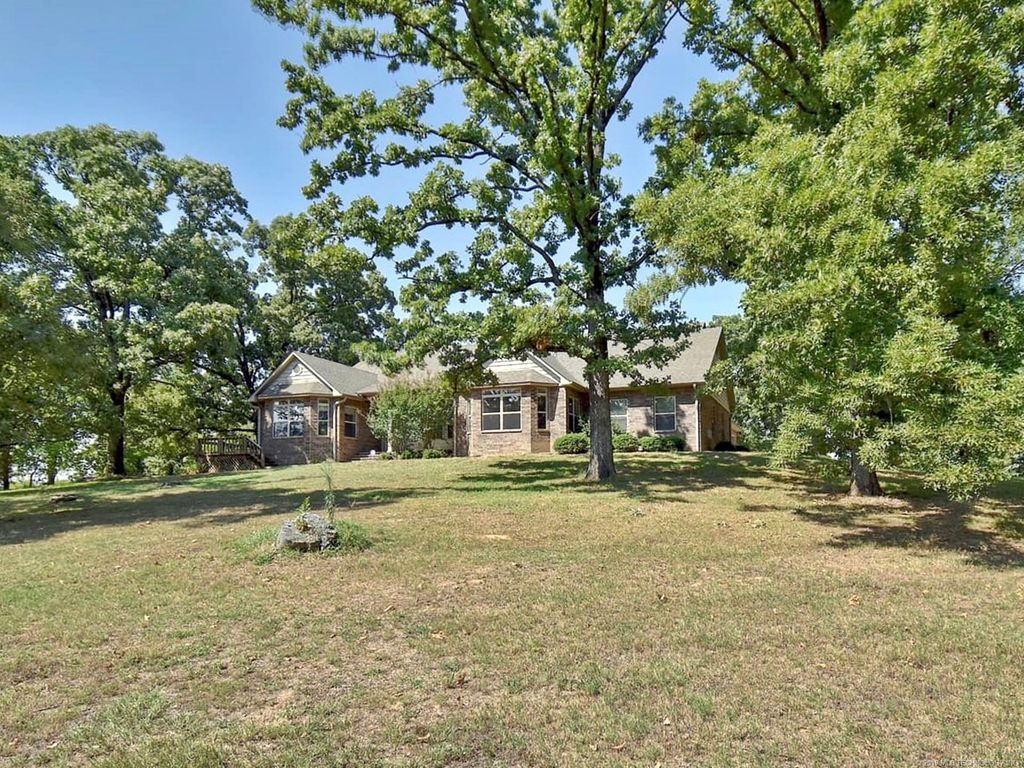 205 W Taylor Dr, Sallisaw, OK 4 Bed, 2 Bath SingleFamily Home 22