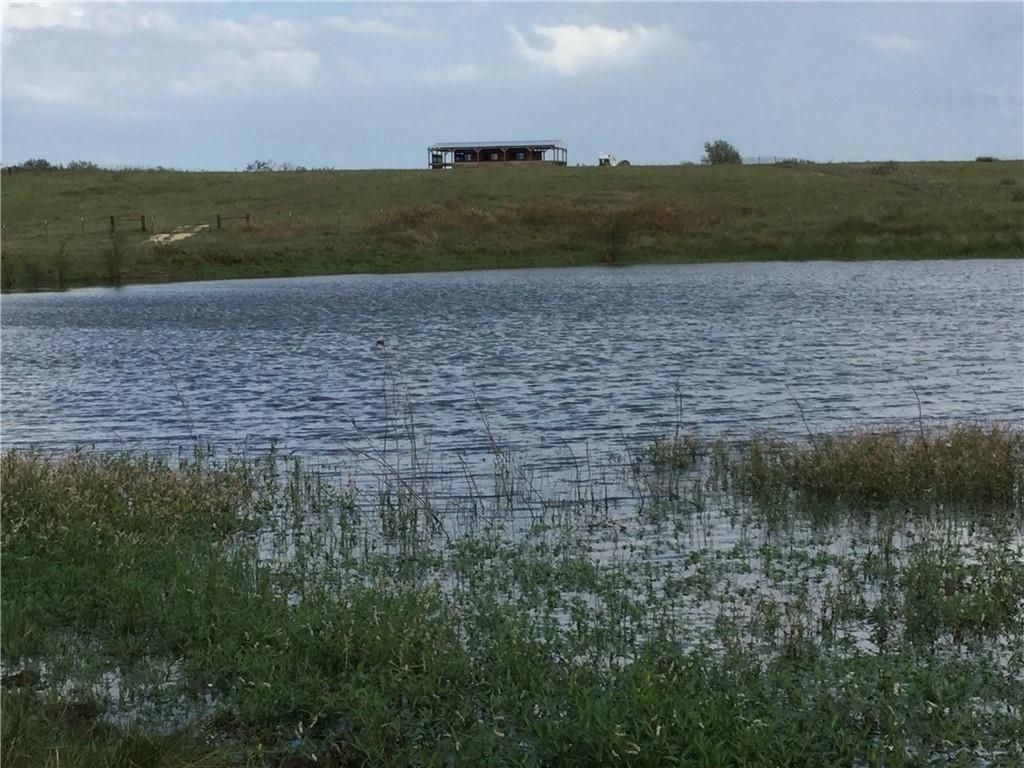 1997 County Road 464, Coupland, TX 78615