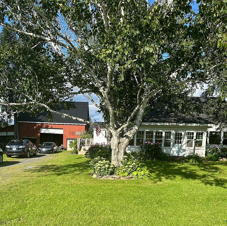 714 Fort Fairfield Rd, Caribou, ME 04736