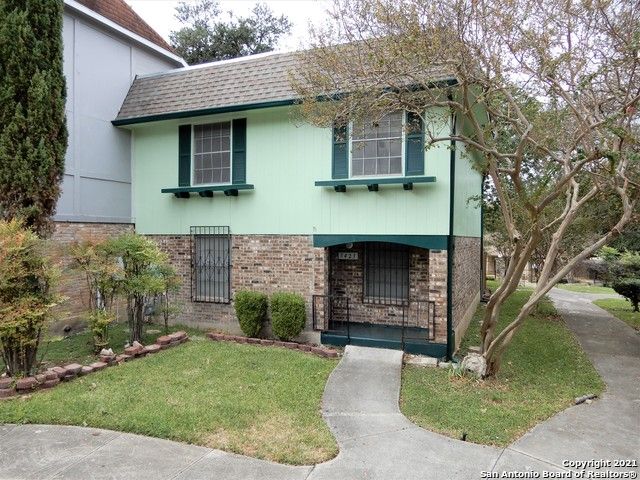 5423 Callaghan Rd, San Antonio, TX 78228