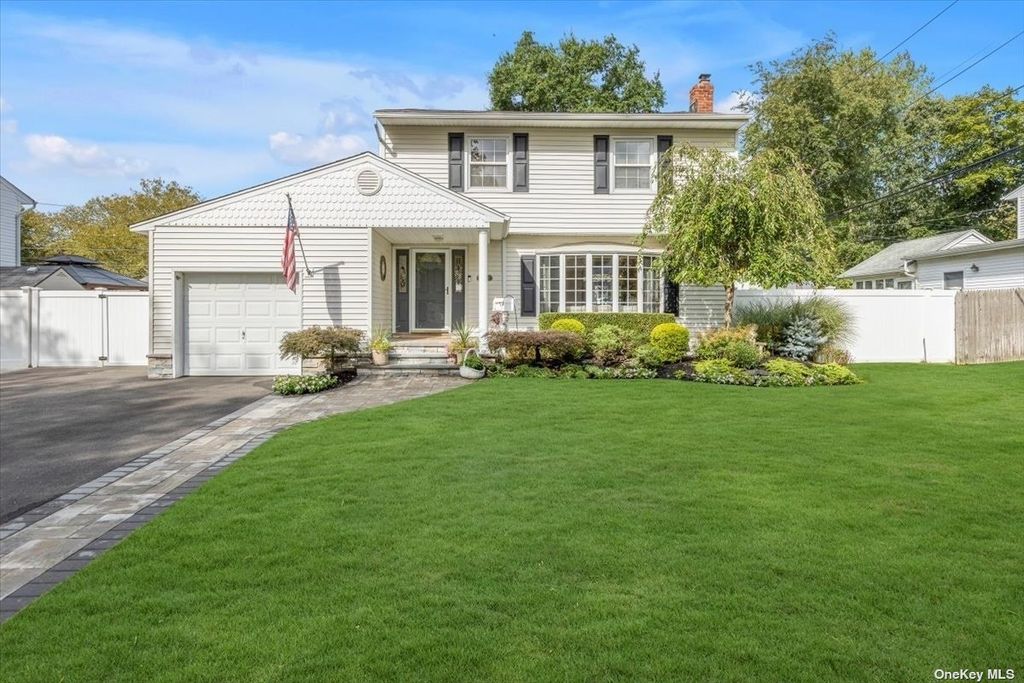 1 Canon Park Melville Ny 11747 19 Munson Court, Melville, NY 11747 | Trulia