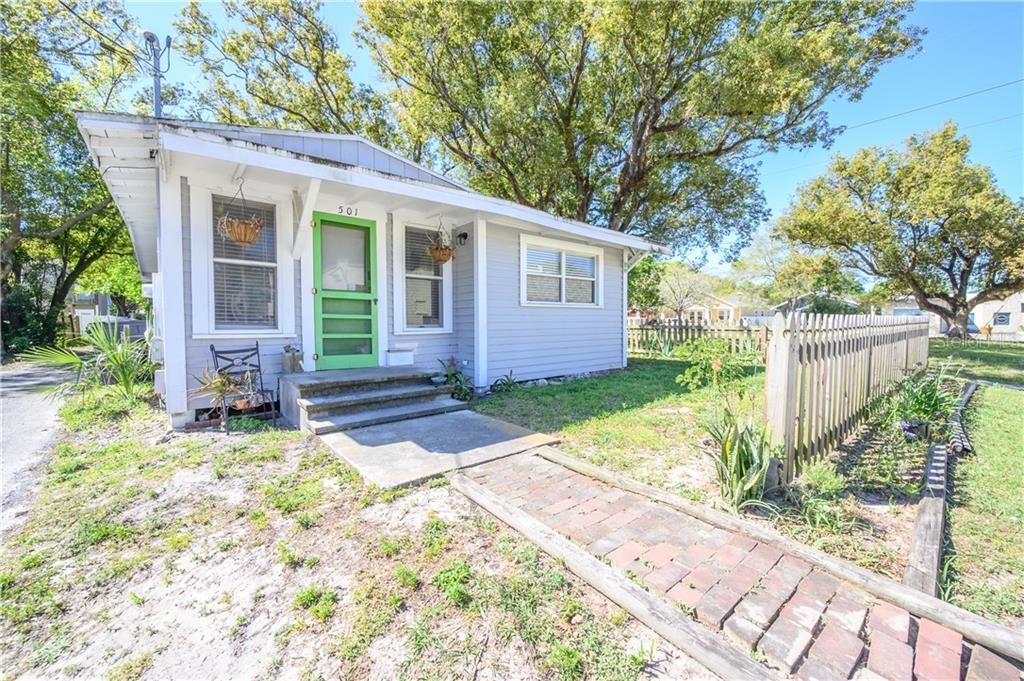 6409 N Central Ave, Tampa, FL 33604