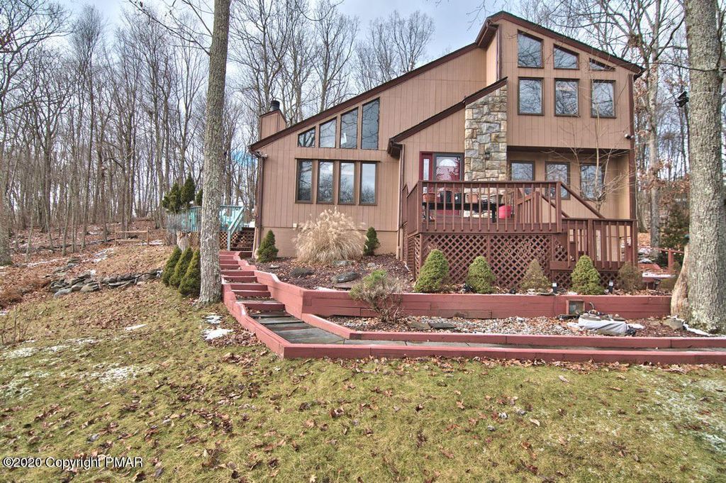 1114 Underhill Ct, Tamiment, PA 18371 Trulia