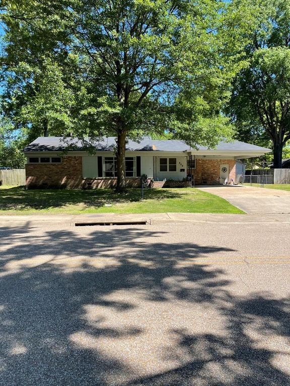 509 W  Barton Ave, West Memphis, AR 72301