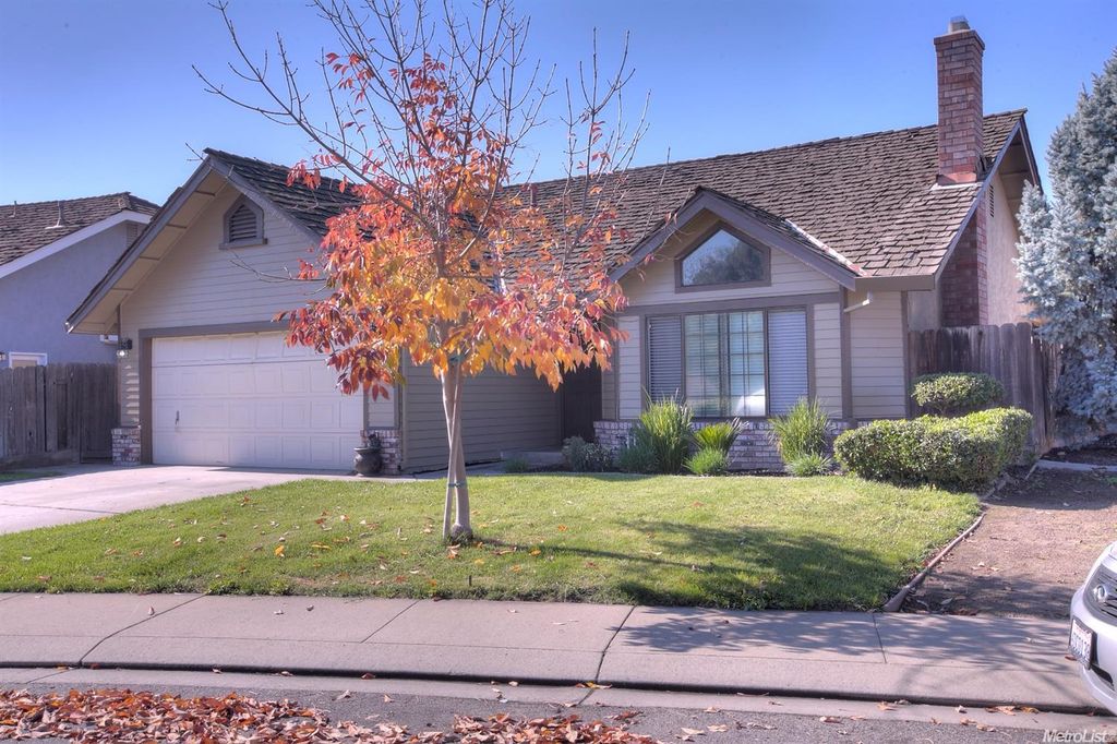 1805 Pantaleo Dr, Modesto, CA 95355