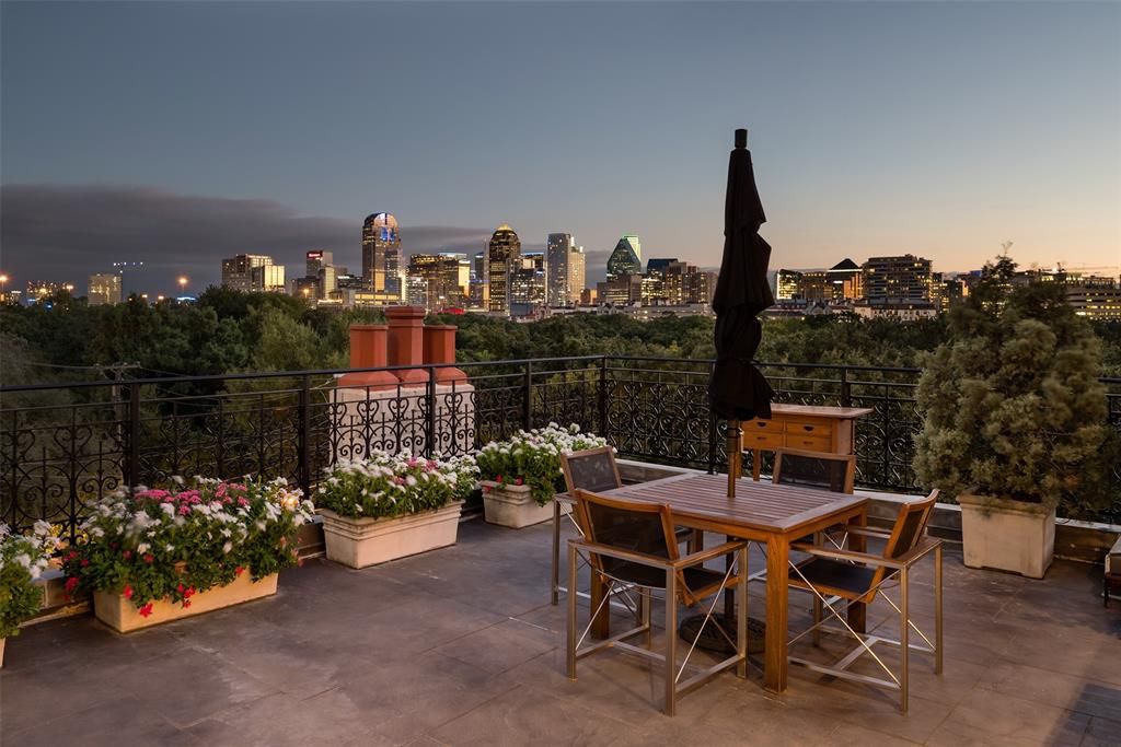 2820 N Hall St, Dallas, TX 75204