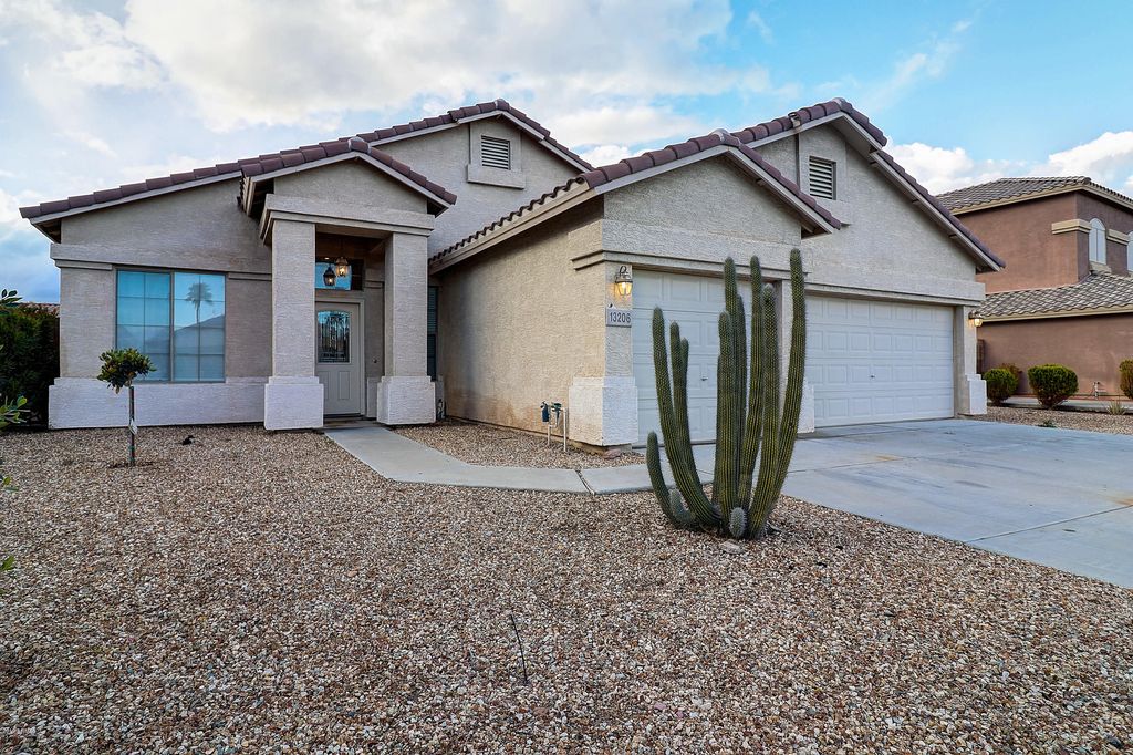 13206 W Fargo Dr, Surprise, AZ 85374