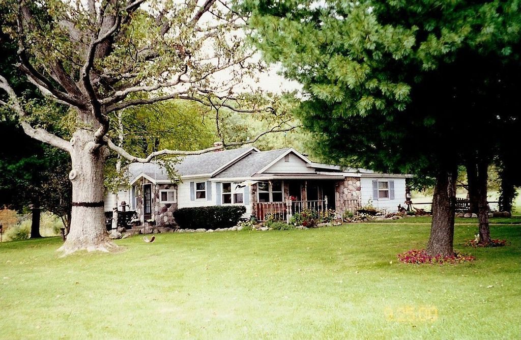 5643 E 4 Mile Rd, White Cloud, MI 49349 Trulia